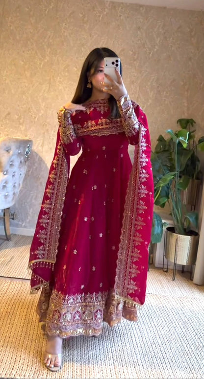 ELEGANT EMBROIDERY WORK WITH DESIGNER ANARKALI THREE PIECE SET"* WHOLESALE GEELAN FASHION SURAT
