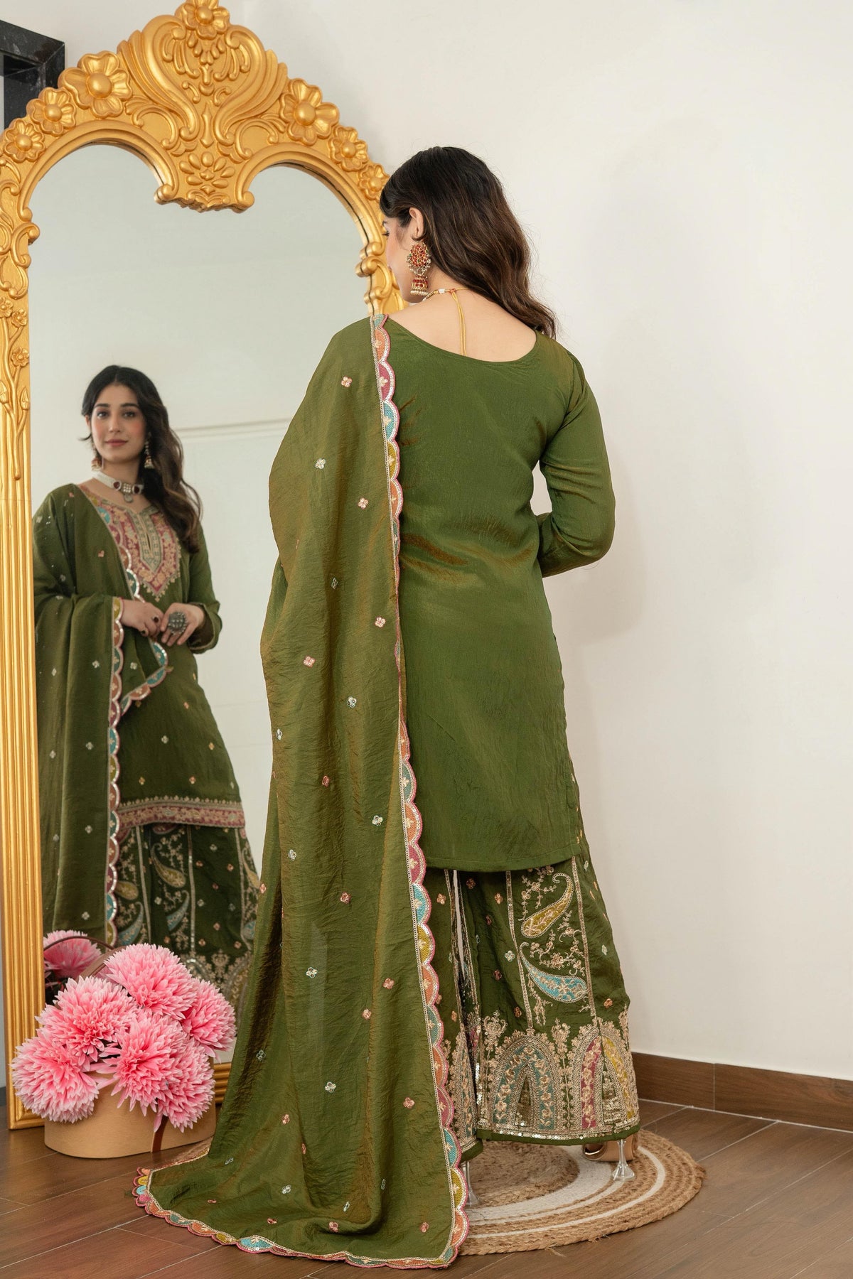 PARTY WEARS SHARARA SUIT & DUPATTA SET WHOLESALE GEELAN FASHION SURAT