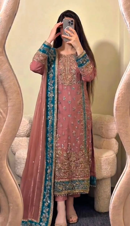 WOMEN’S ETHNIC WEAR WHOLESALE GEELAN FASHION SURAT
