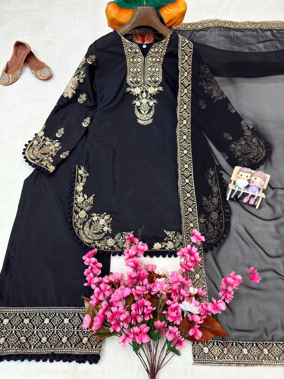 ENHANCE THE BEAUTY OF YOUR WARDROBE WITH THIS NEWLY LAUNCHED KURTI , PLAZZO & DUPATTA SET WHOLESALE GEELAN FASHION SURAT
