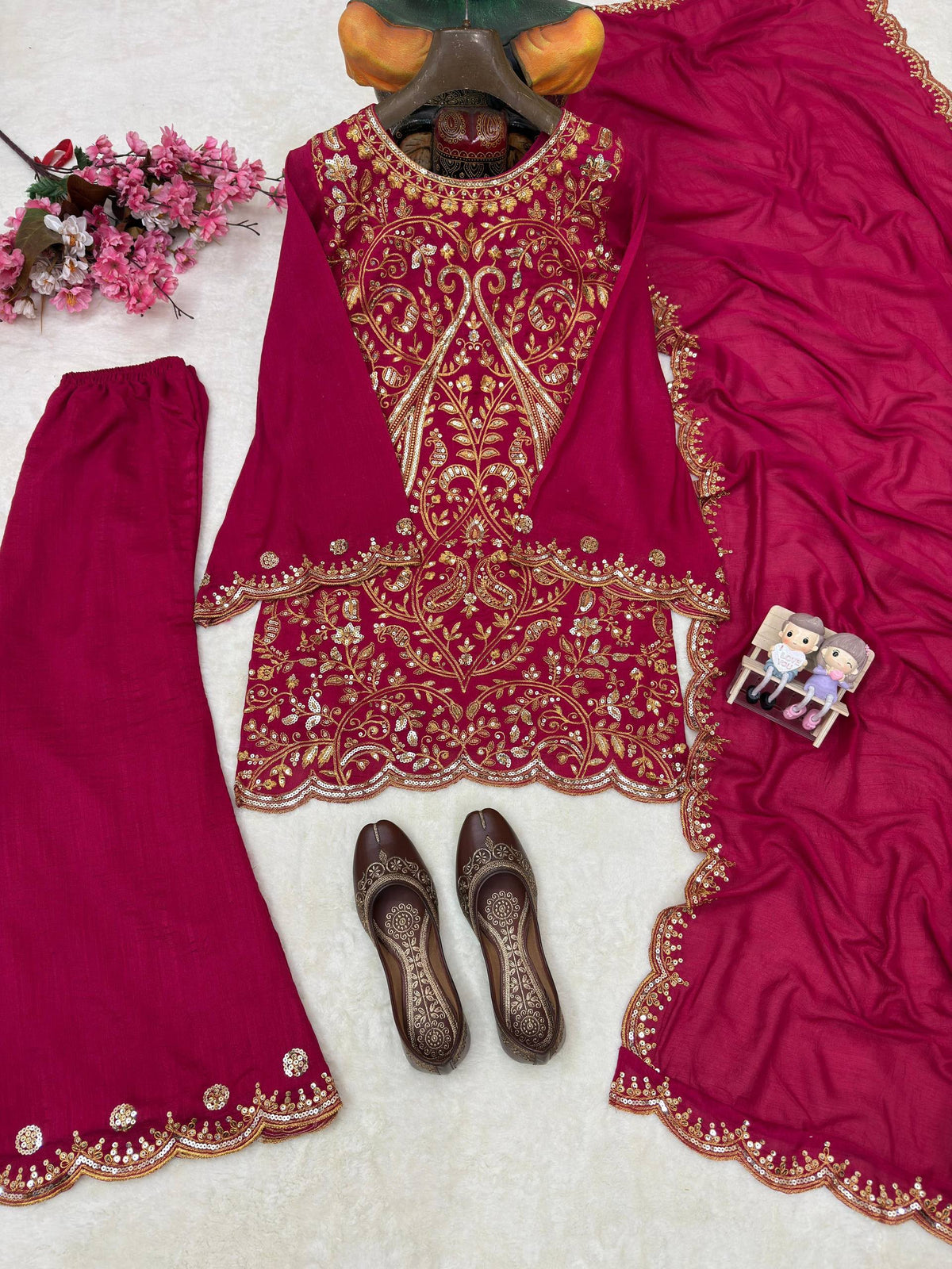 ENHANCE THE BEAUTY OF YOUR WARDROBE WITH THIS NEWLY LAUNCHED KURTI & PLAZZO SET WHOLESALE GEELAN FASHION SURAT