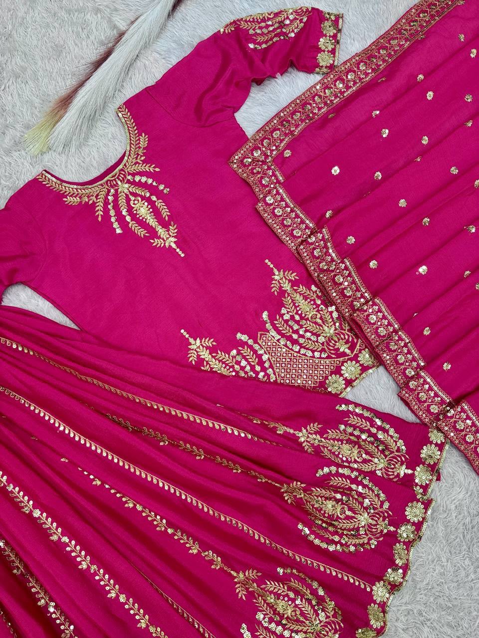 READY TO WEAR COLLECTION 3 PIECE FANCY KURTI WITH BEAUTIFUL PLAZZO AND DUPATTA WHOLESALE GEELAN FASHION SURAT