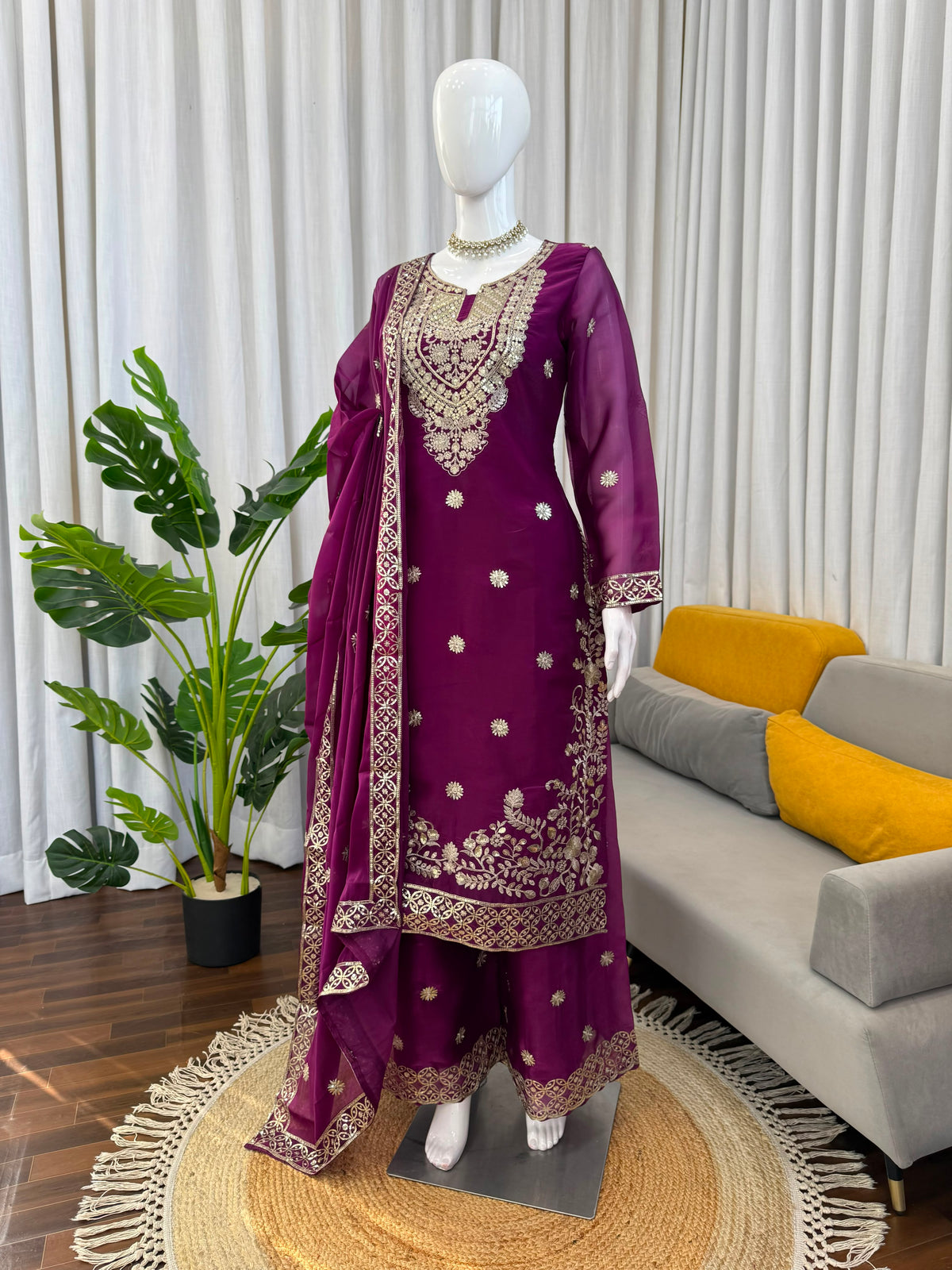 STEP INTO EFFORTLESS CHARM WITH OUR EXCLUSIVE 3-PIECE SET – CRAFTED FOR COMFORT, STITCHED WITH GRACE. WHOLESALE GEELAN FASHION SURAT
