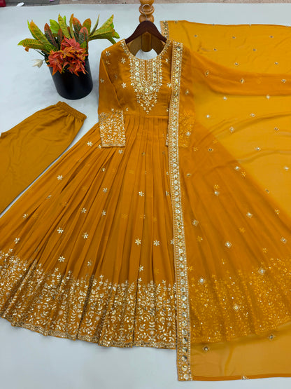 WOMEN’S ETHNIC WEAR WHOLESALE GEELAN FASHION SURAT