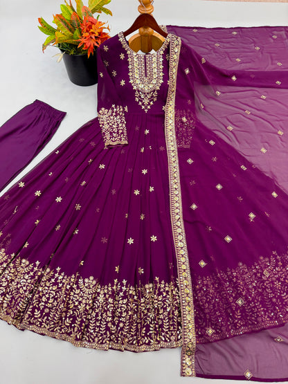 WOMEN’S ETHNIC WEAR WHOLESALE GEELAN FASHION SURAT