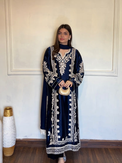 ĐĚSIGNER PARTY WEAR LOOK PUR SATIN RAYON OVER SIZE LONG KAFTAN & BOTTOM WITH DUPATTA SET WHOLESALE GEELAN FASHION SURAT