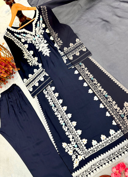 ĐĚSIGNER PARTY WEAR LOOK PUR SATIN RAYON OVER SIZE LONG KAFTAN & BOTTOM WITH DUPATTA SET WHOLESALE GEELAN FASHION SURAT