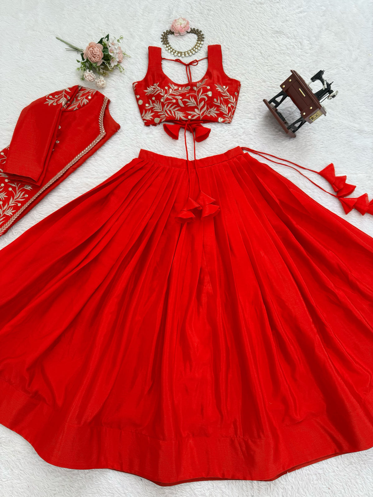 FEATURING OUR OWN REAL MODELING – A BOUTIQUE STATEMENT PIECE! WHOLESALE GEELAN FASHION SURAT