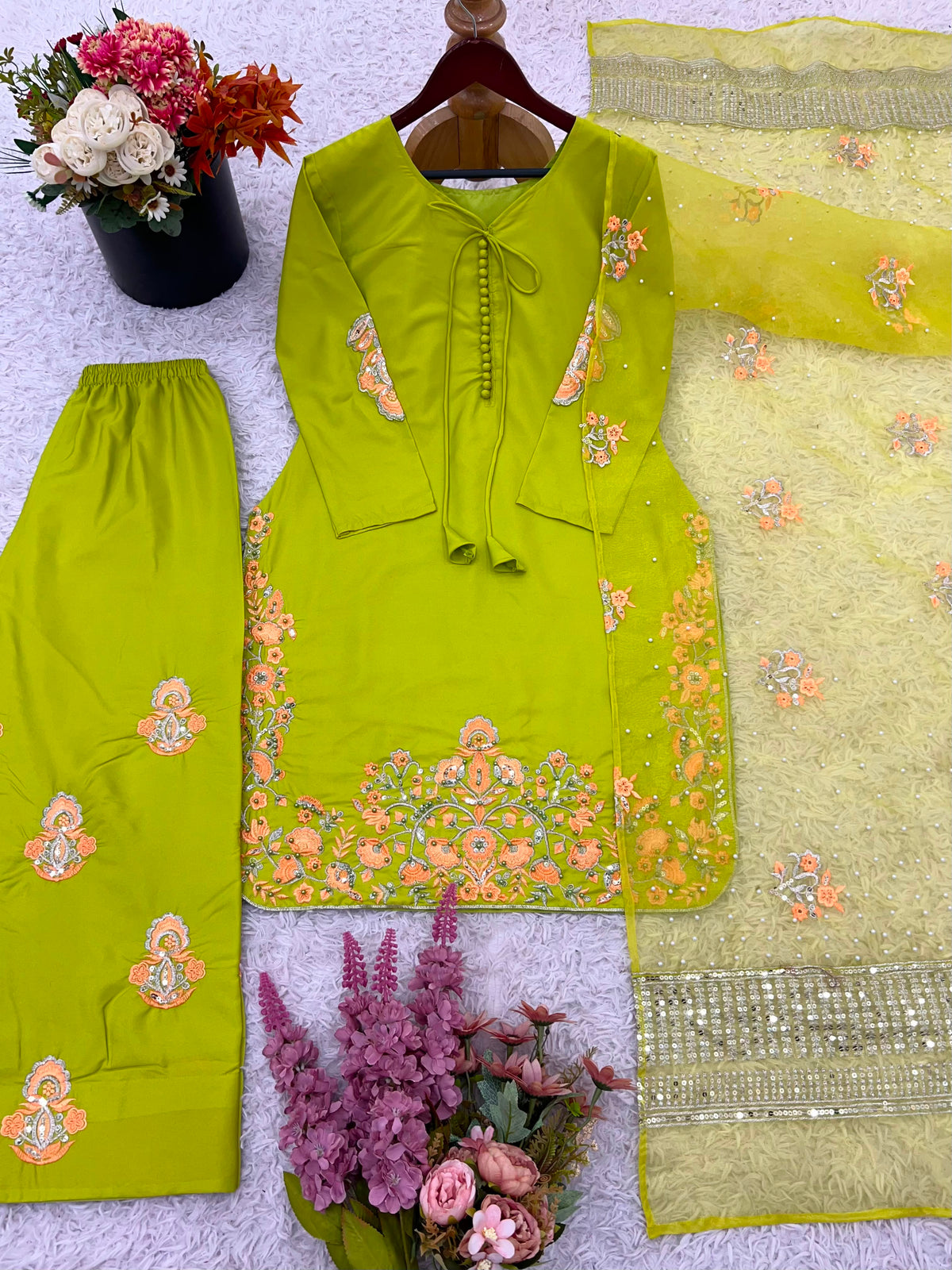 NEW DESIGNER COLLECTION IN NATURAL CREP SILK TOP-BOTTOM AND DUPATTA SET FULLY STITCHED READY TO WEAR WHOLESALE GEELAN FASHION SURAT