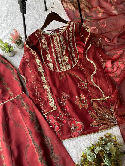 3 PIECE SHORT KURTI WITH SARARA PAIR WITH DUPATTA IN SEQUENCE EMBROIDERY AND REAL MIRROR WORK✨ WHOLESALE GEELAN FASHION SURAT