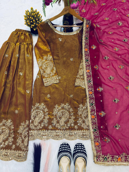 ĐĚSIGNER PARTY WEAR LOOK TOP WITH FARSHI SALWAR WHOLESALE GEELAN FASHION SURAT