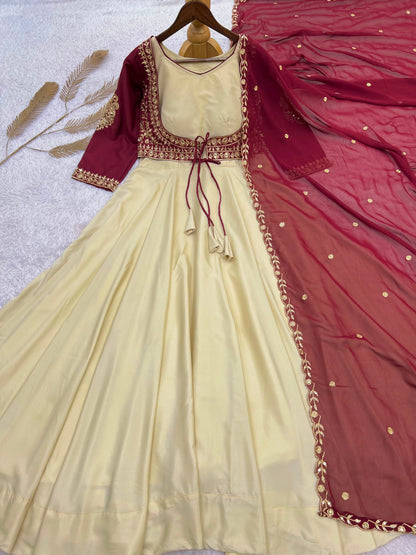 3 PIECE STYLISH GOWN WITH BEAUTIFUL  KOTI AND DUPATTA WHOLESALE GEELAN FASHION SURAT